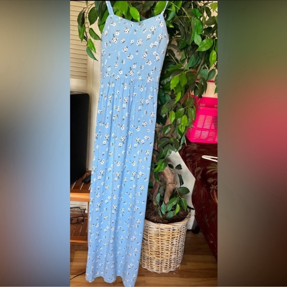 No Boundaries Light Blue Floral Dress - Picture 1 of 4